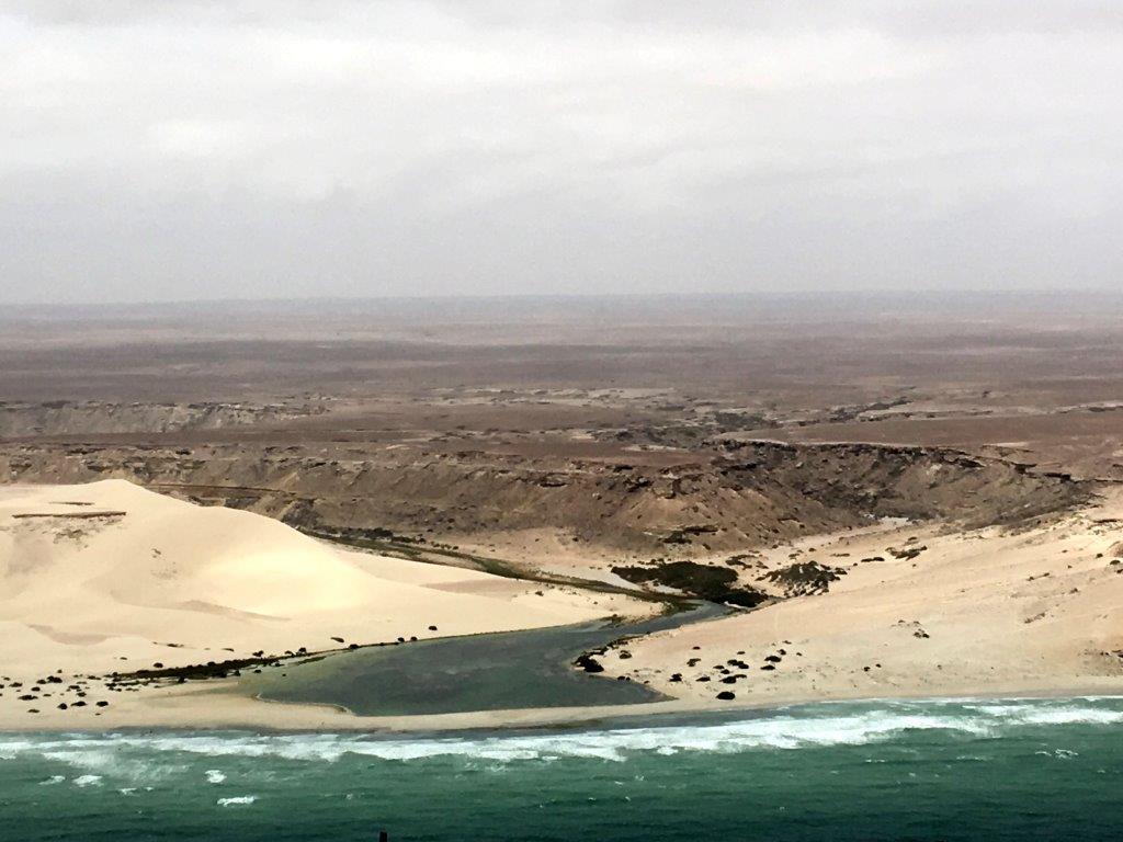 The Somali coast seen from the helicopter(Photo Koert Lindijer)